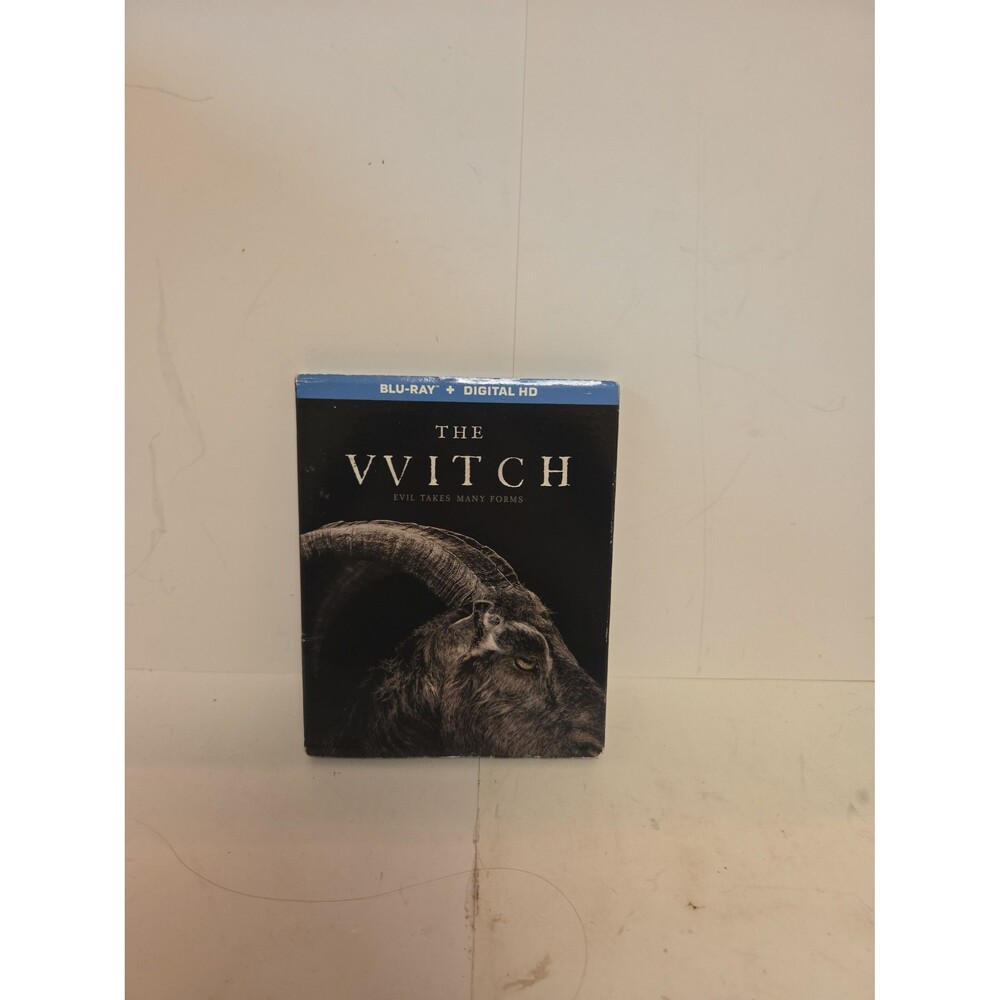 The Witch 2015 Blu ray Movie A24 Horror Robert Eggers w Slipcover